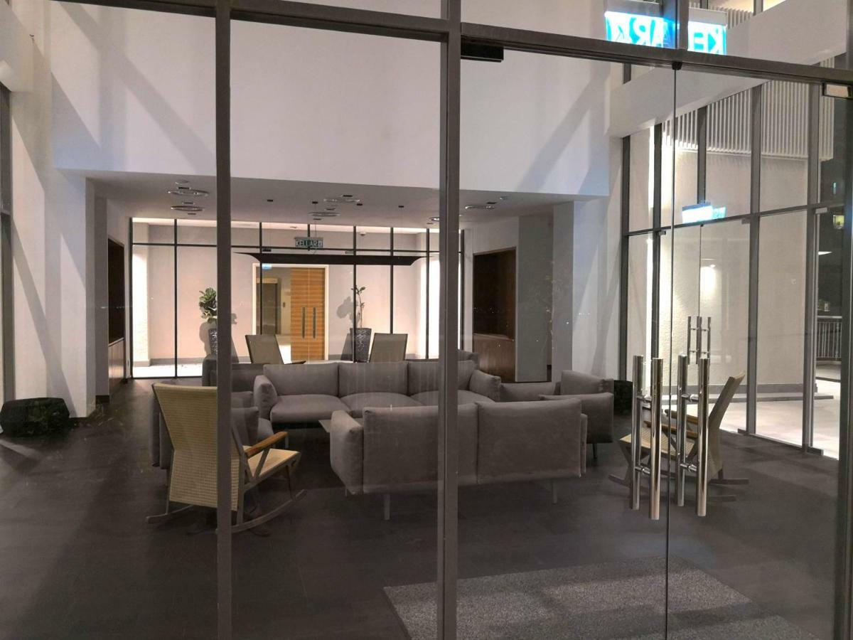 Teega Suites @ Ph Нусаяя Екстер'єр фото