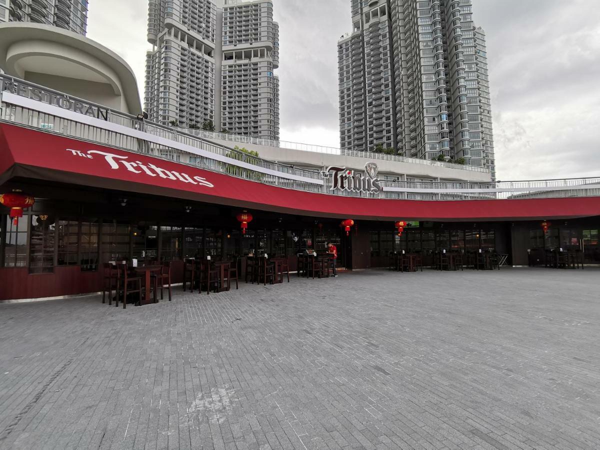 Teega Suites @ Ph Нусаяя Екстер'єр фото