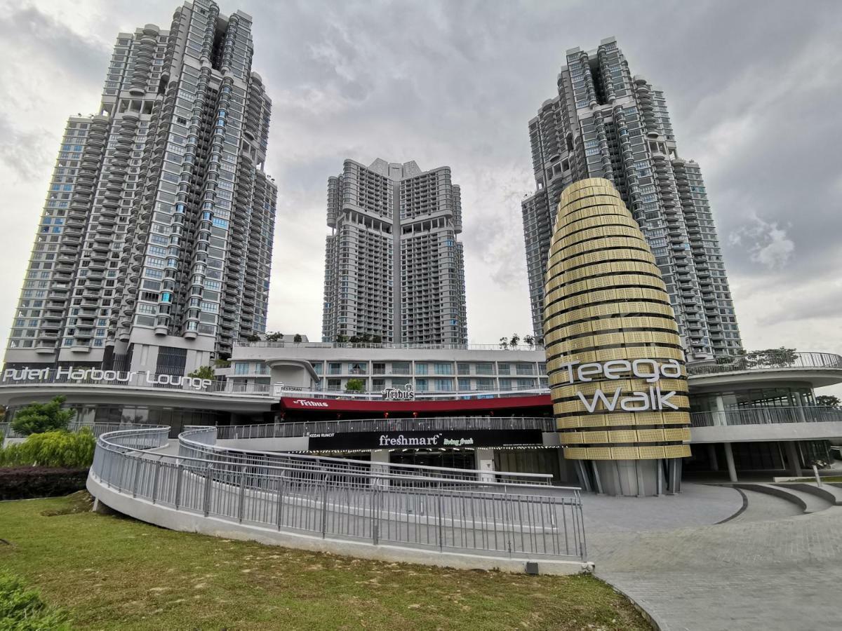 Teega Suites @ Ph Нусаяя Екстер'єр фото